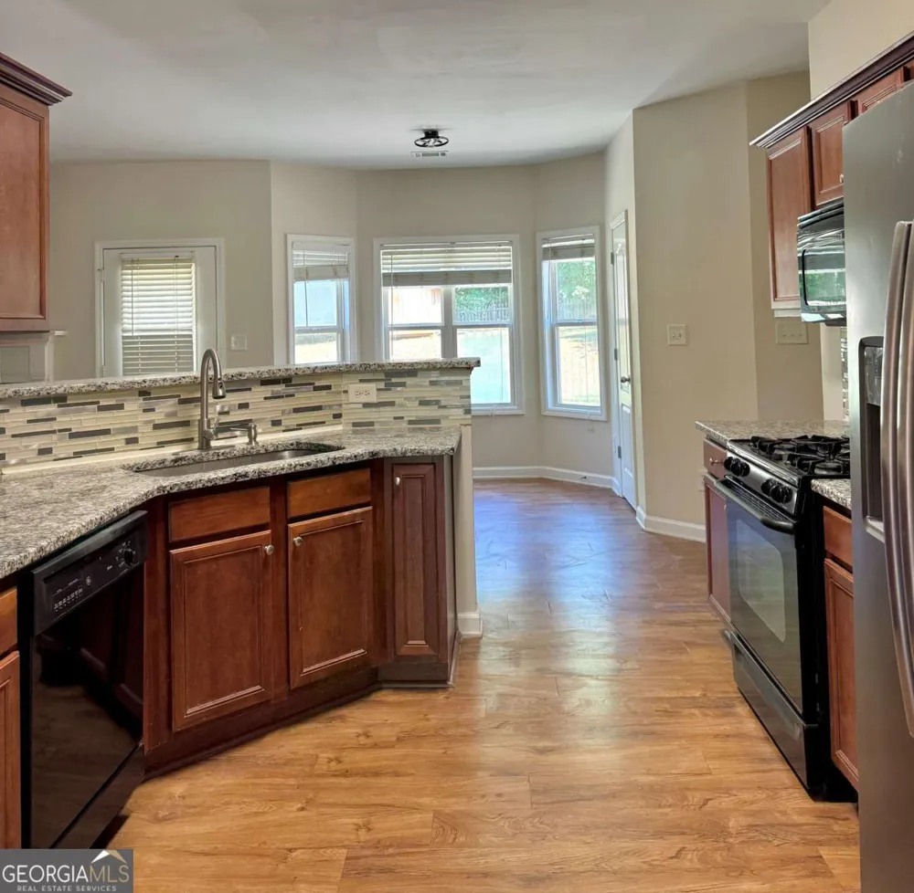 893 Port West DR Auburn, GA 30011