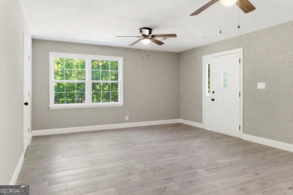 54 Stonewood FRST Toccoa, GA 30577