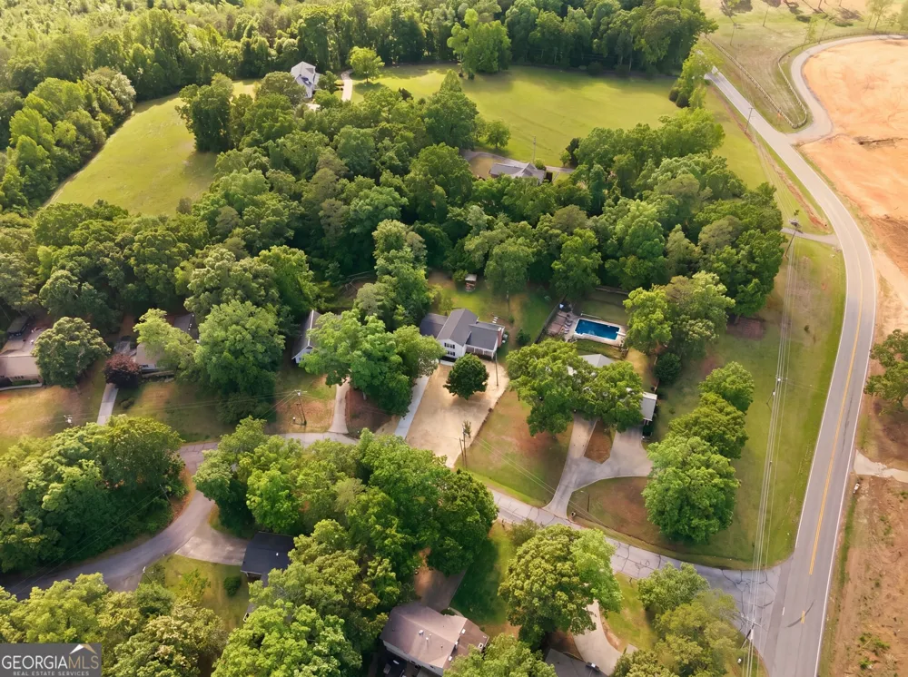 54 Stonewood FRST Toccoa, GA 30577