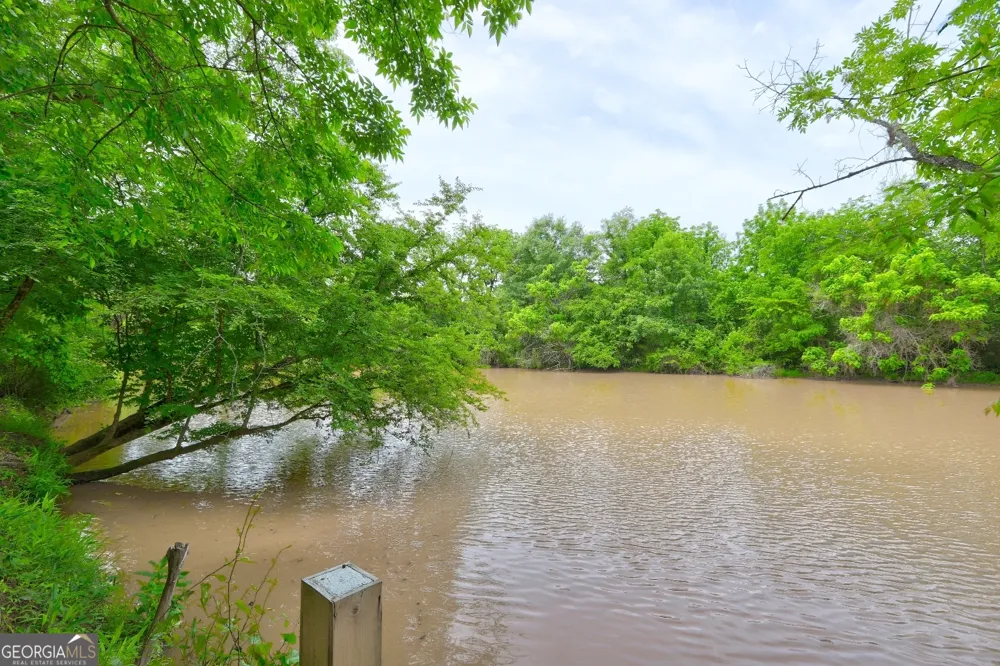 432 River Oak DR Eatonton, GA 31024