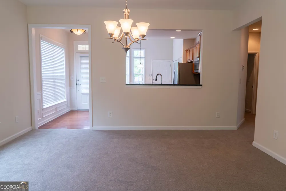6372 Rockpoint LN Hoschton, GA 30548