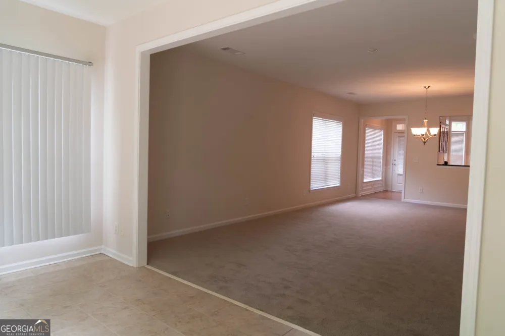 6372 Rockpoint LN Hoschton, GA 30548