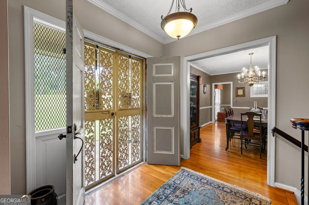 501 Pineview TER LaGrange, GA 30240