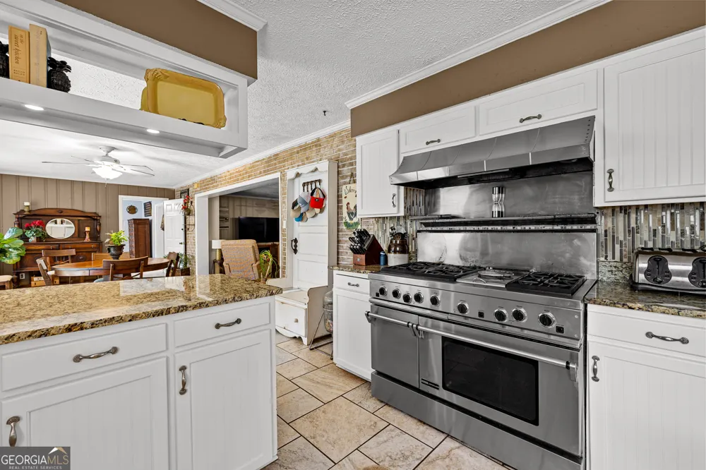 501 Pineview TER LaGrange, GA 30240