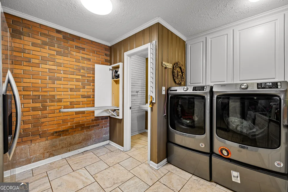 501 Pineview TER LaGrange, GA 30240