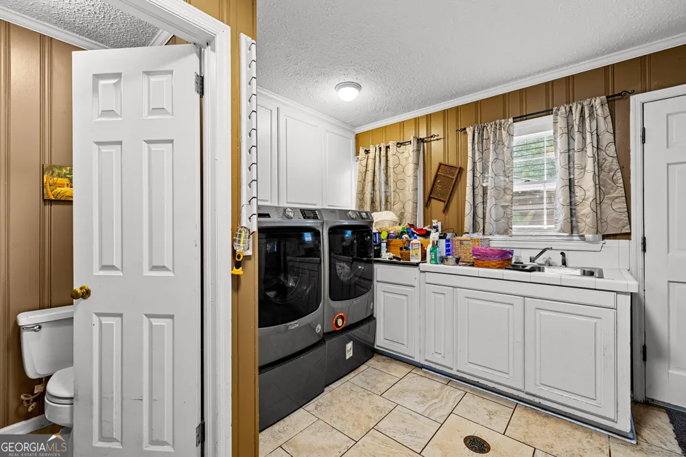 501 Pineview TER LaGrange, GA 30240