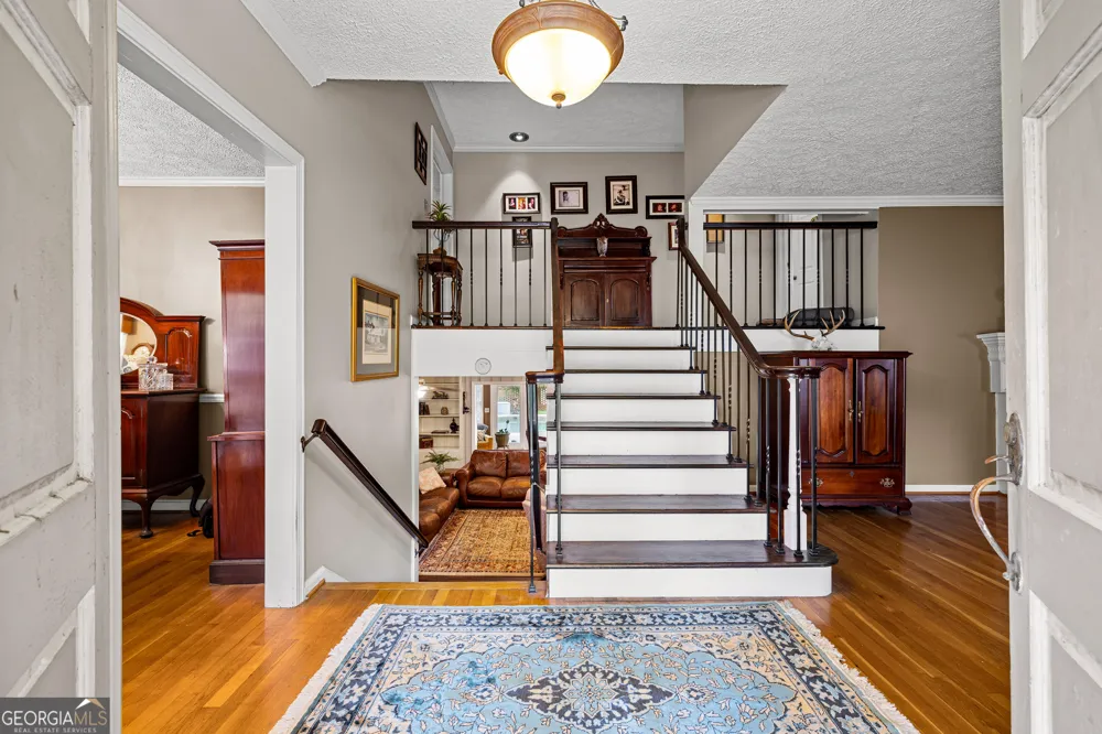 501 Pineview TER LaGrange, GA 30240