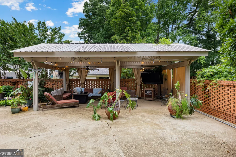 501 Pineview TER LaGrange, GA 30240
