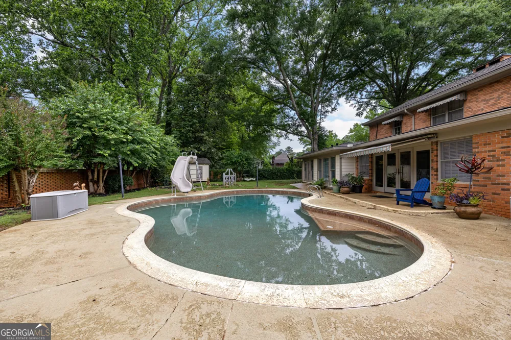 501 Pineview TER LaGrange, GA 30240