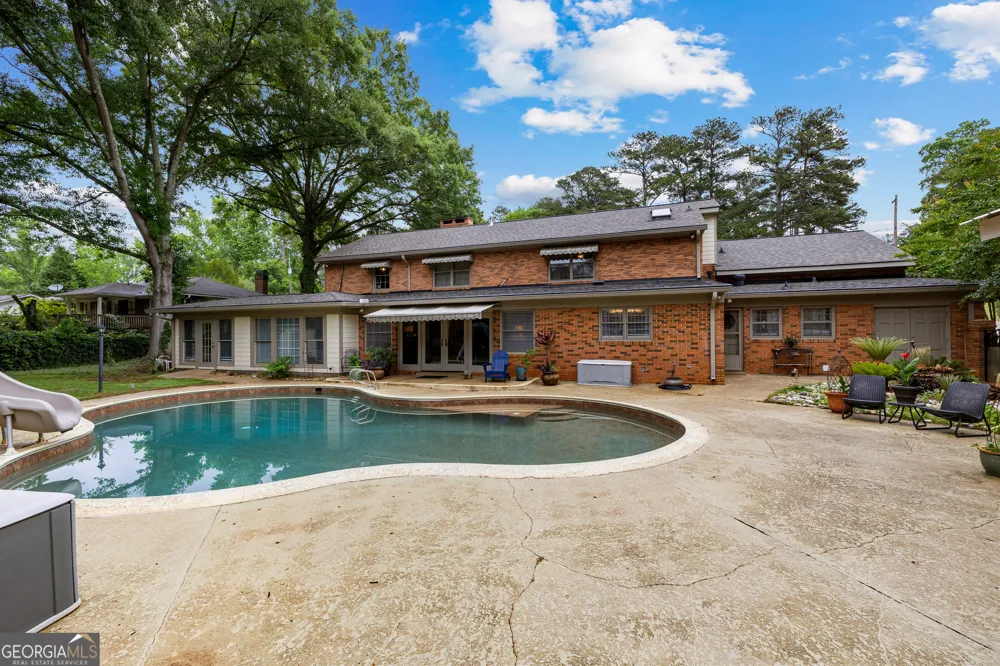 501 Pineview TER LaGrange, GA 30240