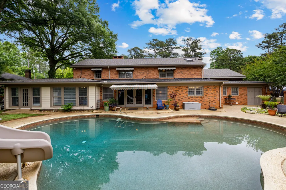 501 Pineview TER LaGrange, GA 30240