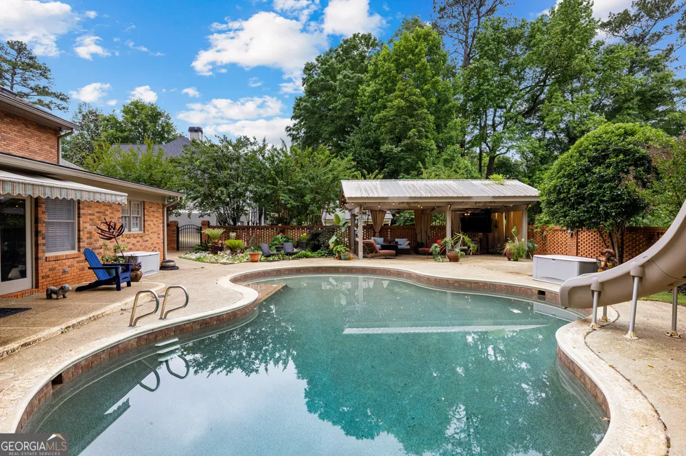 501 Pineview TER LaGrange, GA 30240