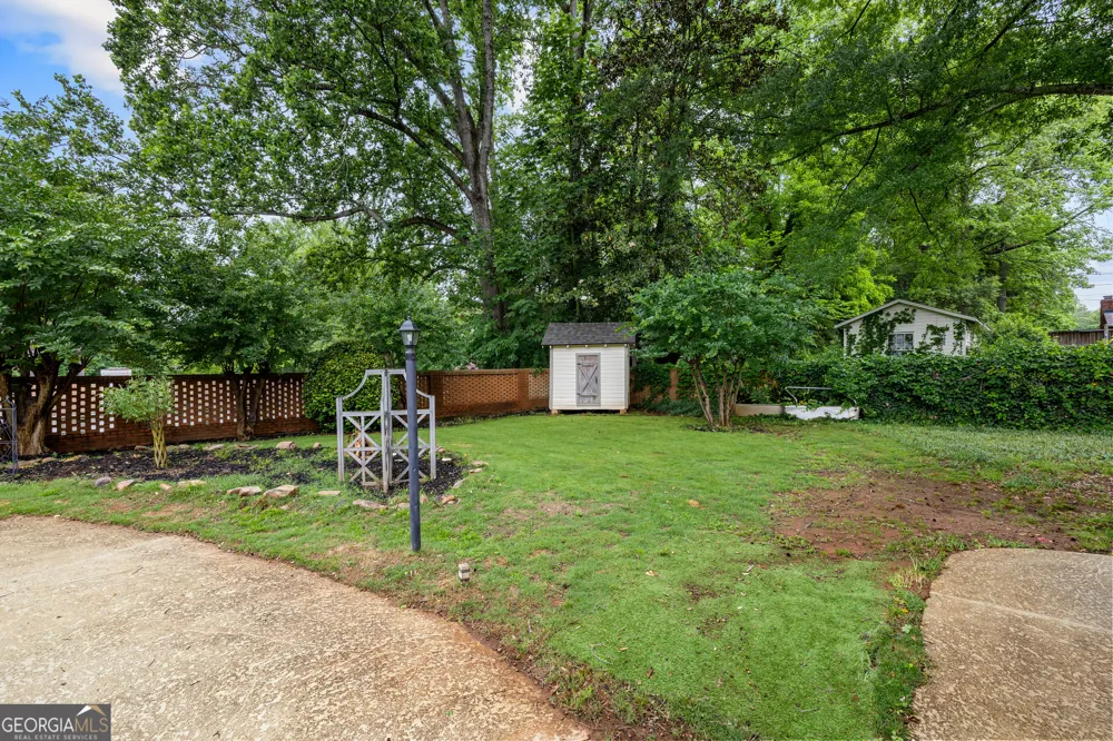 501 Pineview TER LaGrange, GA 30240