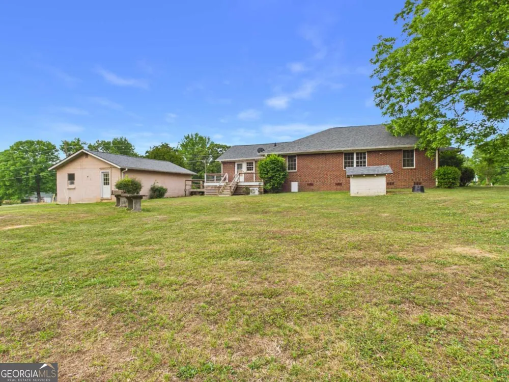 1600 McNutt Creek RD Bogart, GA 30622