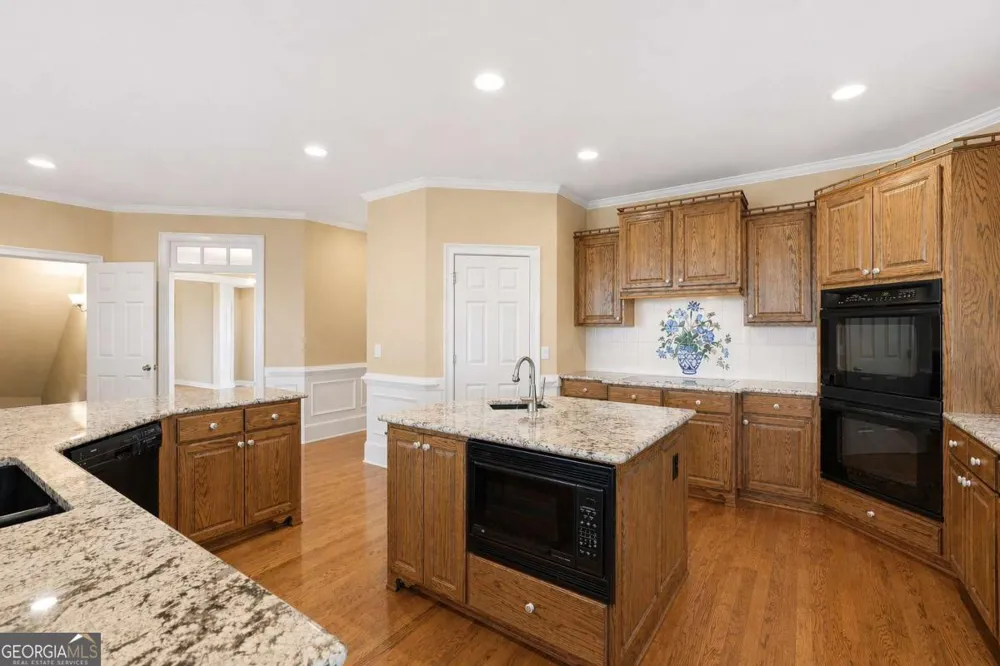 352 Sanderlin Mtn DR Big Canoe, GA 30143