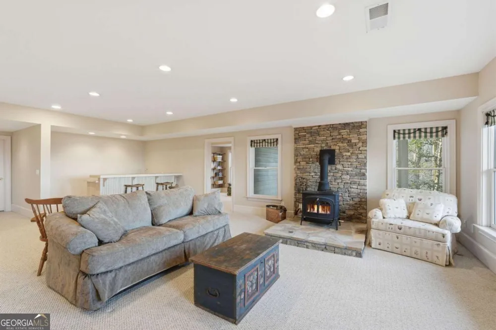 352 Sanderlin Mtn DR Big Canoe, GA 30143