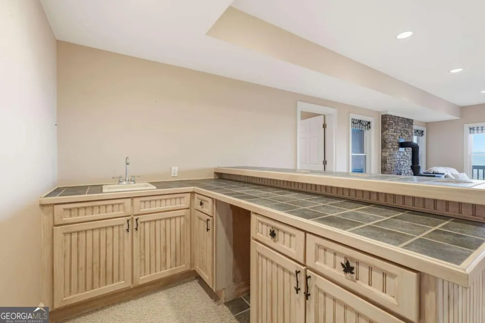 352 Sanderlin Mtn DR Big Canoe, GA 30143