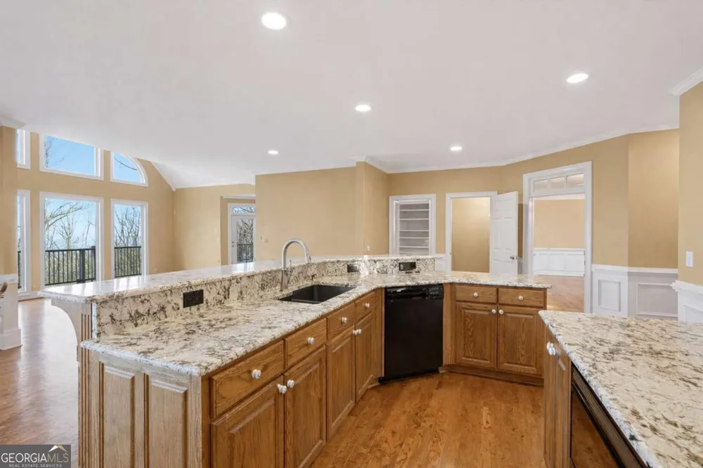 352 Sanderlin Mtn DR Big Canoe, GA 30143