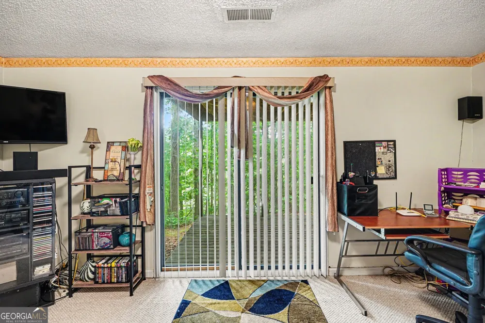 130 Bobolink DR Stockbridge, GA 30281