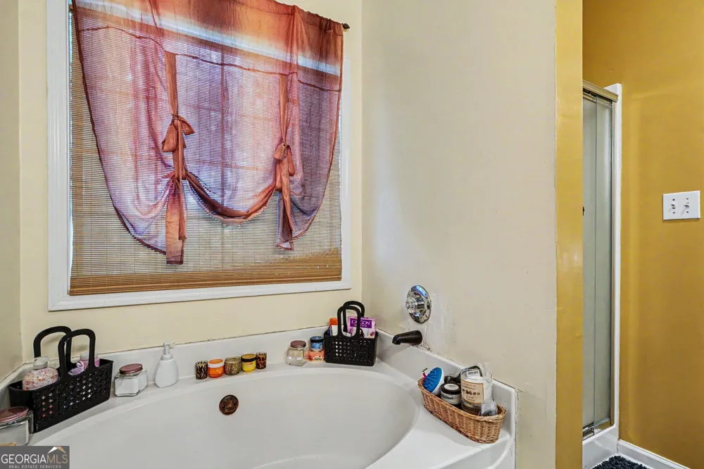 130 Bobolink DR Stockbridge, GA 30281