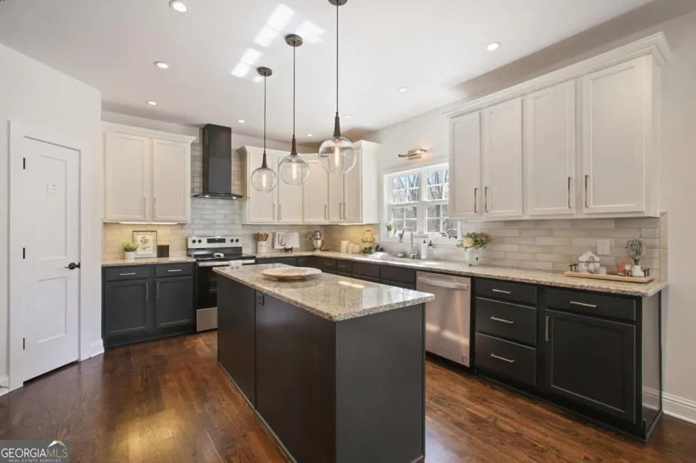 3761 Falls TRL Winston, GA 30187