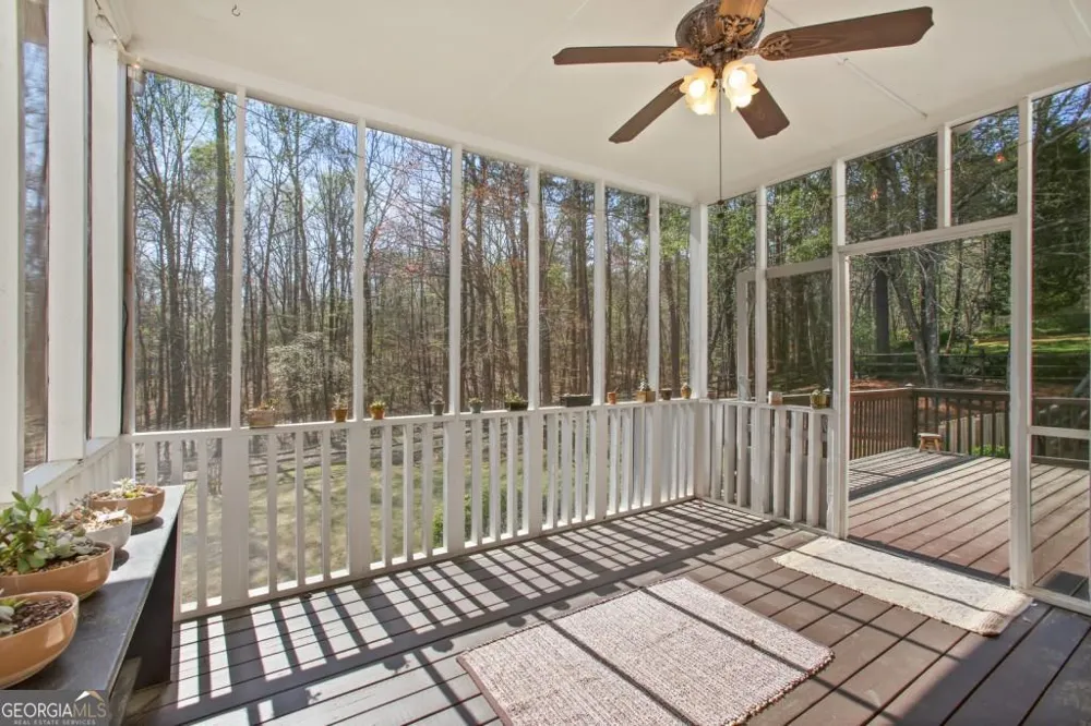 3761 Falls TRL Winston, GA 30187