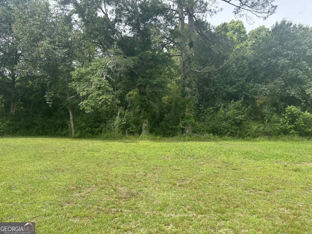 1277 GA HWY-112 Cochran, GA 31014