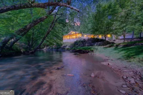 401 Mountain Rivers RD