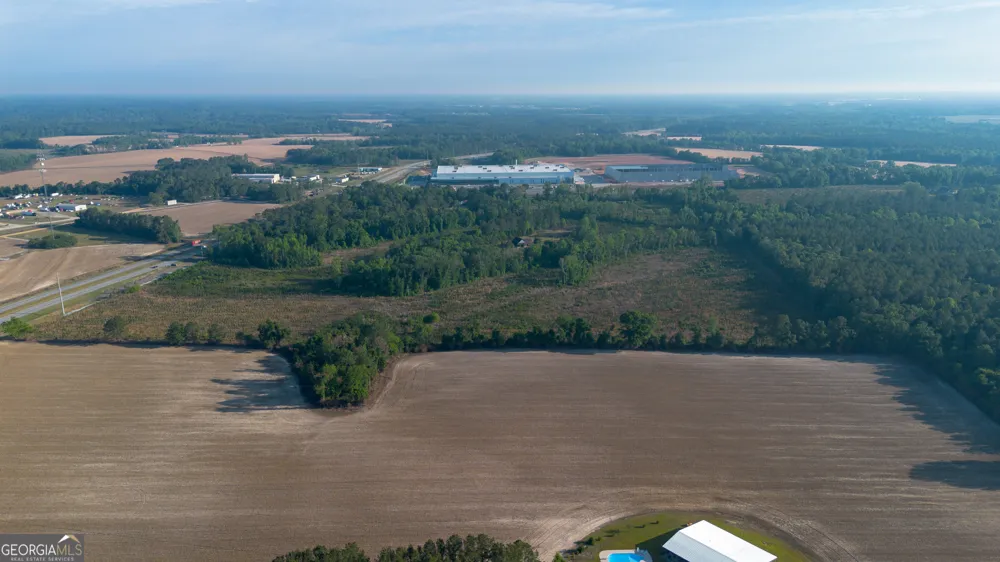 4530 Us Highway 301 S Register, GA 30452