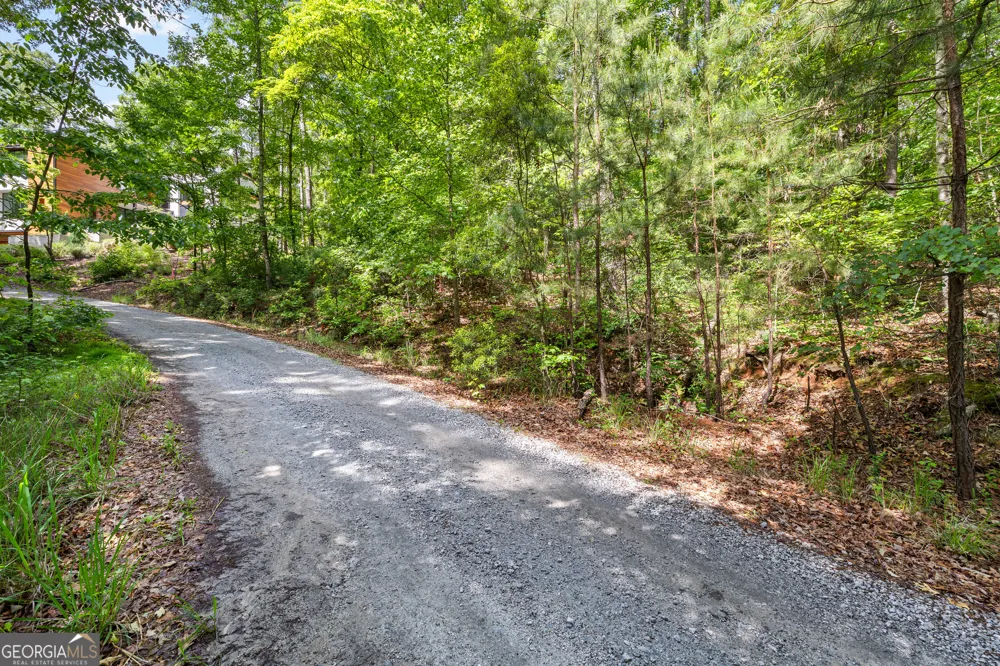 721 Rausch RDG Chattahoochee Hills, GA 30268
