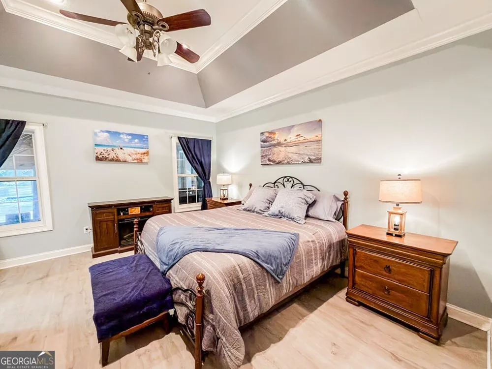 353 Alapaha River DR Alapaha, GA 31622