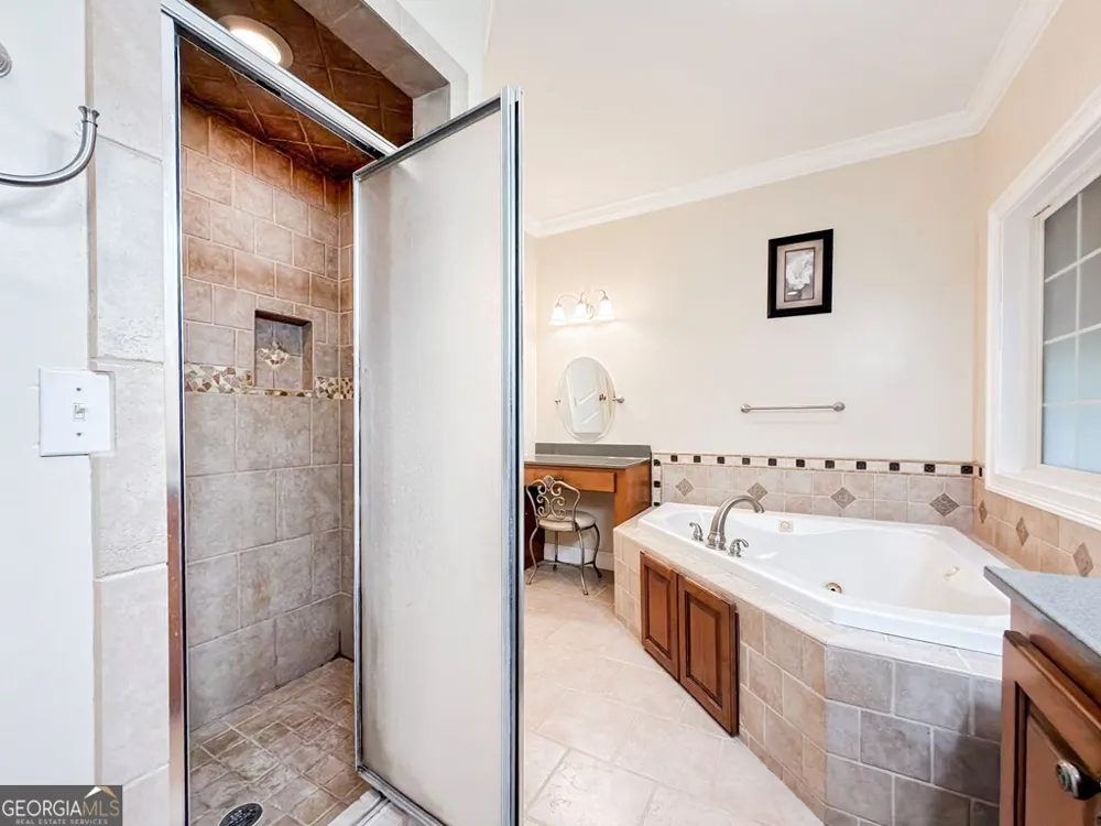 353 Alapaha River DR Alapaha, GA 31622
