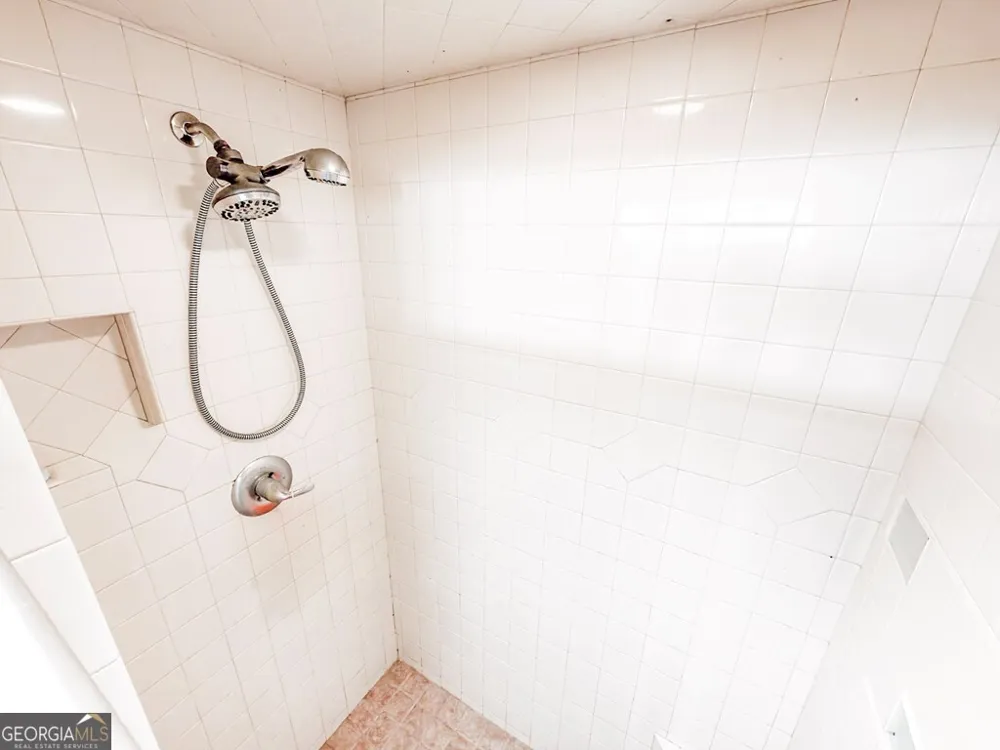 353 Alapaha River DR Alapaha, GA 31622