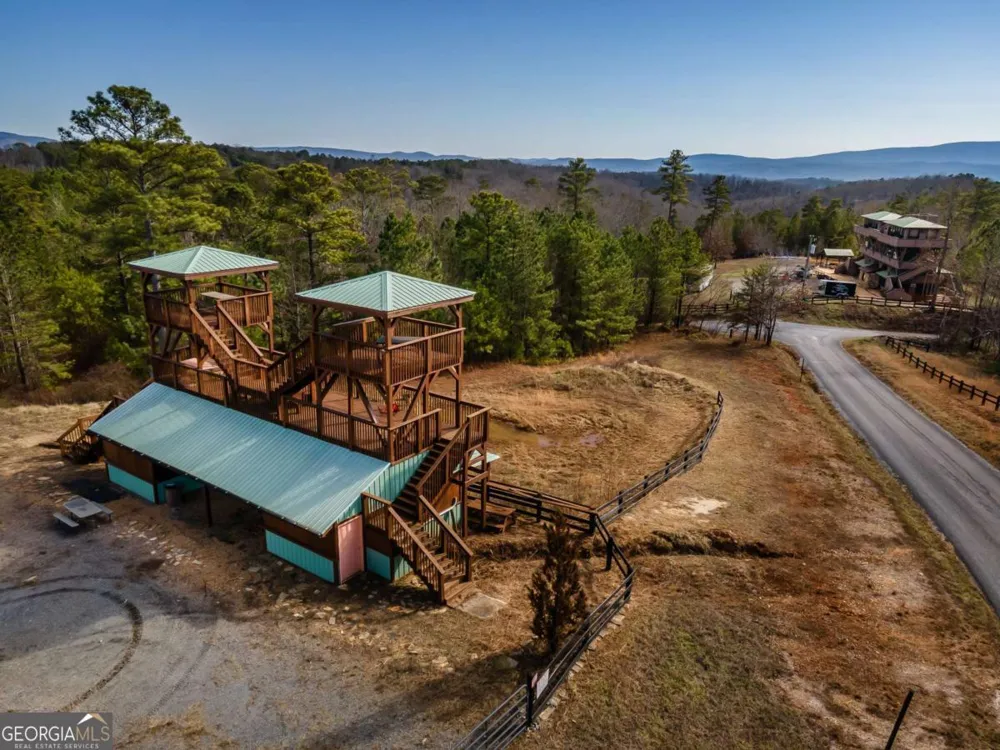 825 Young LOOP Fairmount, GA 30139