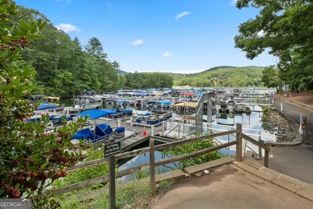 62 Bear Cub RDG Big Canoe, GA 30143