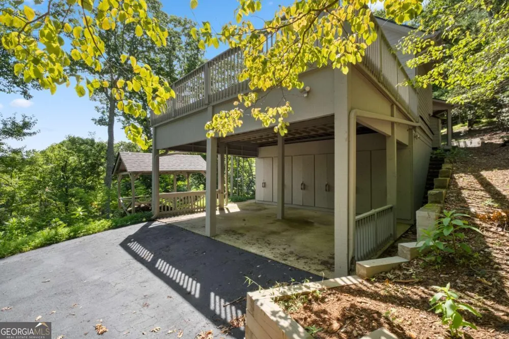 62 Bear Cub RDG Big Canoe, GA 30143