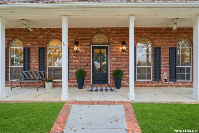 7380 Rolling Acres Trail Fair Oaks Ranch, TX 78015