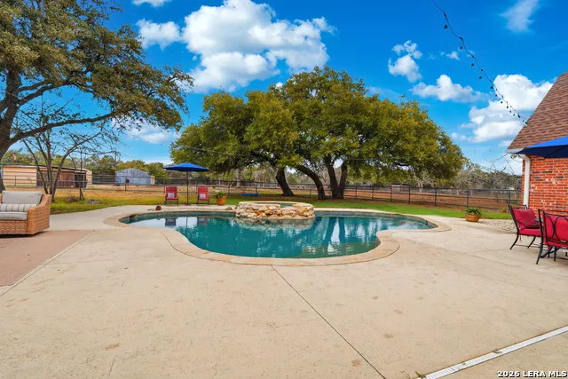 7380 Rolling Acres Trail Fair Oaks Ranch, TX 78015