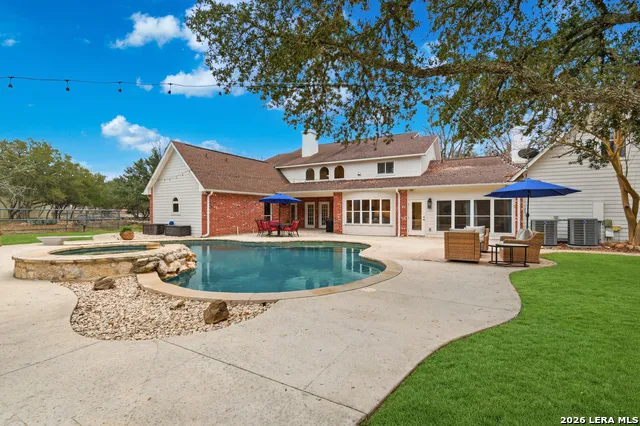 7380 Rolling Acres Trail Fair Oaks Ranch, TX 78015