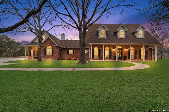 7380 Rolling Acres Trail Fair Oaks Ranch, TX 78015