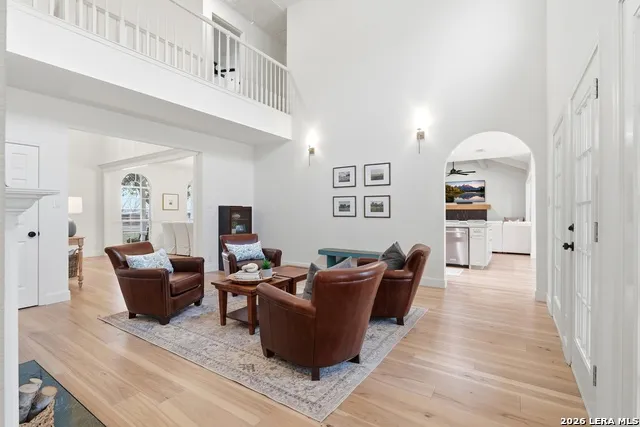 7380 Rolling Acres Trail Fair Oaks Ranch, TX 78015