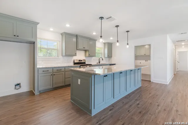 7227 CORSICANA ST Iola, TX 77861