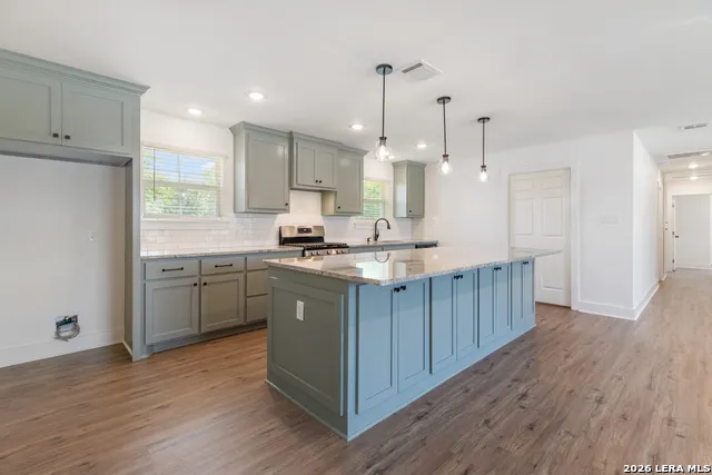 7227 CORSICANA ST Iola, TX 77861