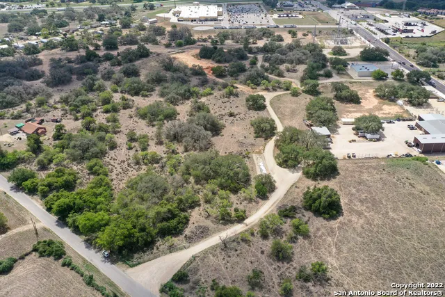 00 Rossville Rd Devine, TX 78016