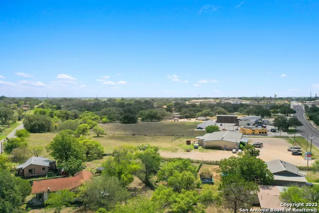 00 Rossville Rd Devine, TX 78016