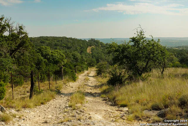 3067 Ranch Road 1888 Blanco, TX 78606