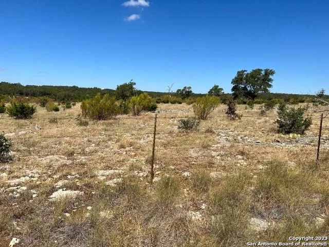235 W Cambridge Rd Wimberley, TX 78676