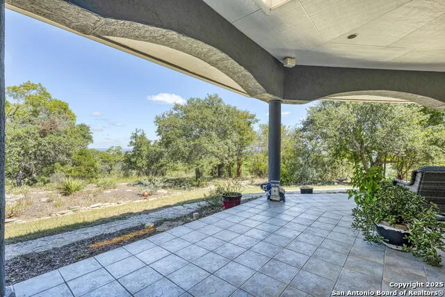 305 Spanish Pass Boerne, TX 78006