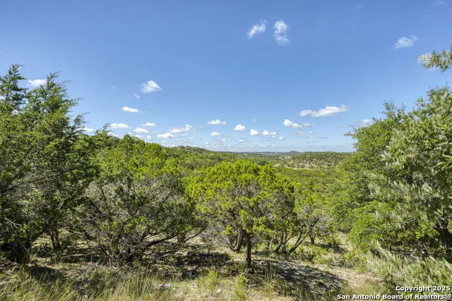 305 Spanish Pass Boerne, TX 78006