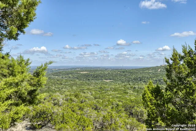 305 Spanish Pass Boerne, TX 78006